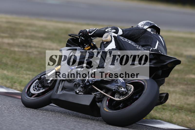/32 07.07.2025 Plüss Moto Sport ADR/Freies Fahren/backside